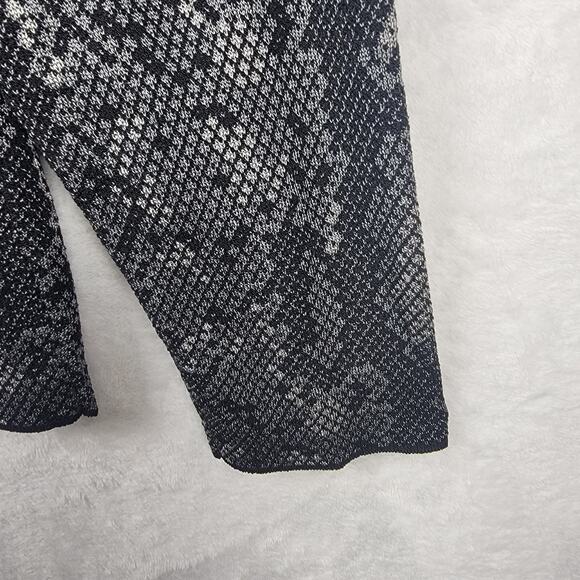 Jones NY Sz 1X Cardigan Snakeskin Black Gray 5 Button Office Eveningwear Party - Picture 7 of 12